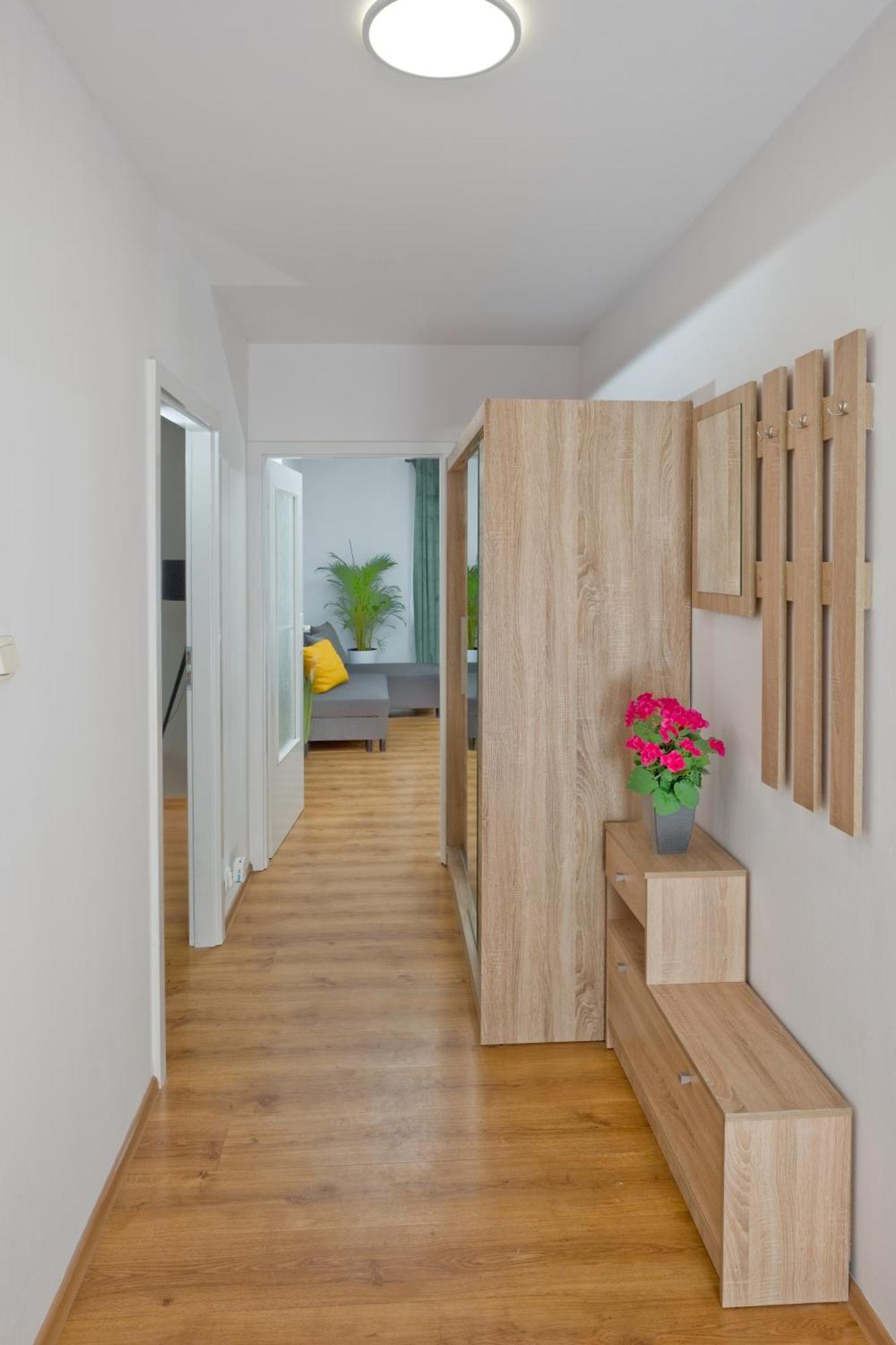 Apartment Sloneczny 9 *